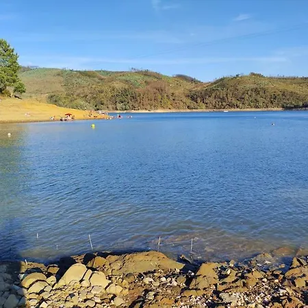 Private Farm- Kingdom Of Stone- 1km Fluvial Farm stay Tomar
