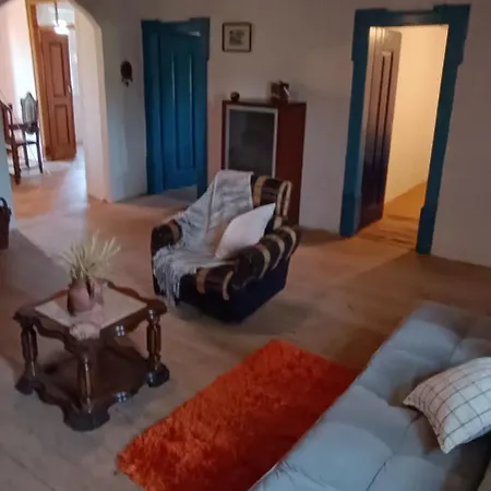 Farm stay Private Farm- Kingdom Of Stone- 1km Fluvial Tomar